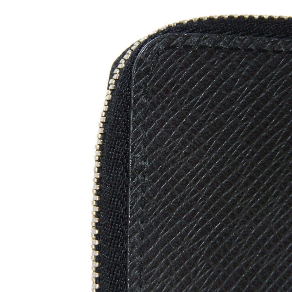 LOUIS VUITTON Coin case M32832 Taiga leather (embossed) Aldoise LV logo embossed charcoal grey old style Zip Around Taiga Zip Around Purse mens Used Authentic