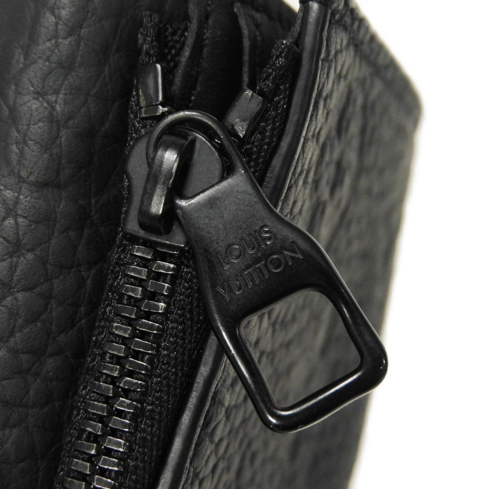 LOUIS VUITTON Tri-fold wallet M82556 Taurillon Clemence leather (monogram embossed) Noir Monogram Taurillon Clemence Portefeuille Pilot