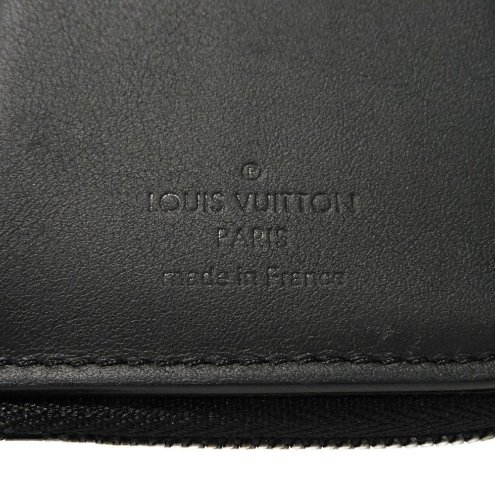 LOUIS VUITTON Tri-fold wallet M82556 Taurillon Clemence leather (monogram embossed) Noir Monogram Taurillon Clemence Portefeuille Pilot