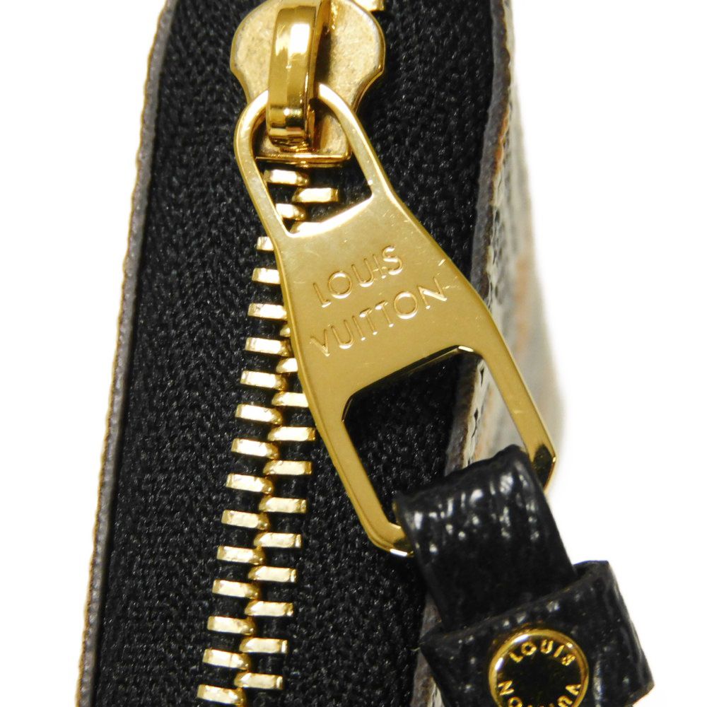 LOUIS VUITTON Coin case M67879 Monogram Giant Canvas (Animal Print) x Grain Leather Ivory Monogram Giant LV Jungle Animal Zip around purse