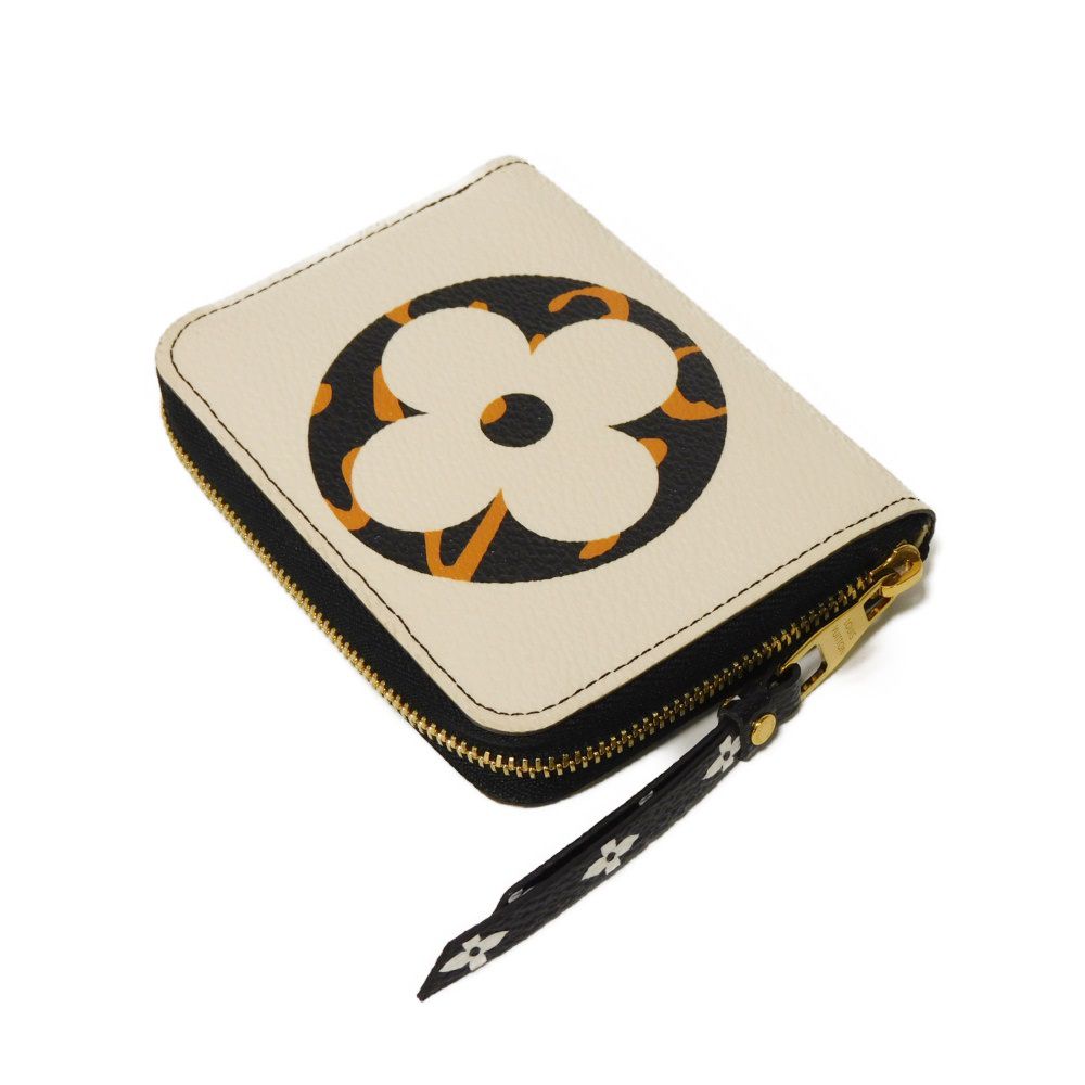 LOUIS VUITTON Coin case M67879 Monogram Giant Canvas (Animal Print) x Grain Leather Ivory Monogram Giant LV Jungle Animal Zip around purse