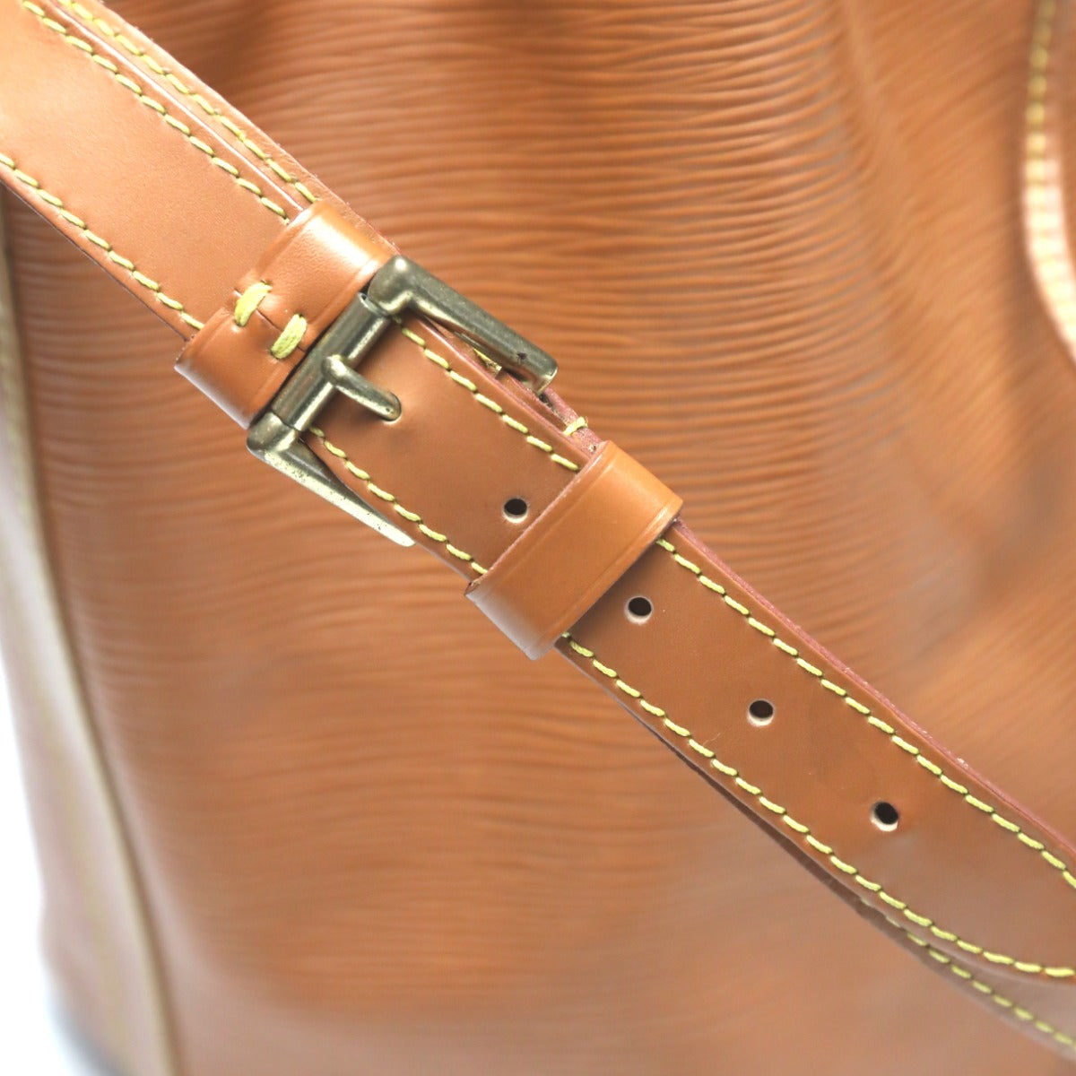 LOUIS VUITTON Shoulder Bag M44108 Epi Leather Zipang gold Shoulder Bag Epi Petit Noe Women Used Authentic