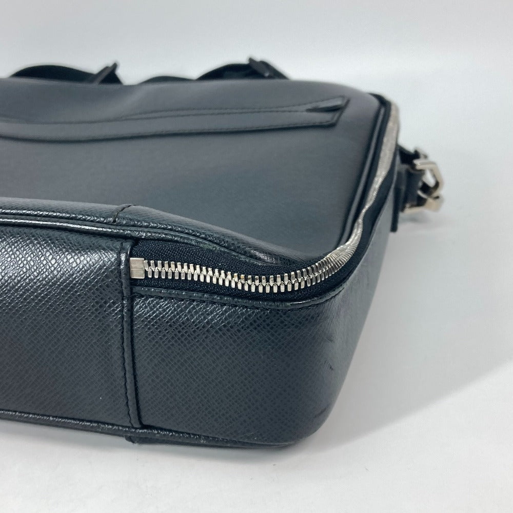 LOUIS VUITTON Business bag M32522 Taiga Leather black Taiga Porto Ordinatour Odessa mens Used Authentic