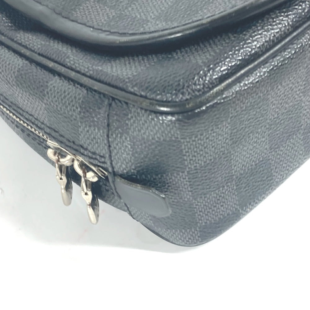LOUIS VUITTON Pouch N41419 Damier Grafitto Canvas black Damier Grafitte Truth Suspendable mens Used Authentic