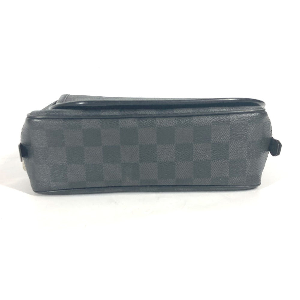 LOUIS VUITTON Pouch N41419 Damier Grafitto Canvas black Damier Grafitte Truth Suspendable mens Used Authentic