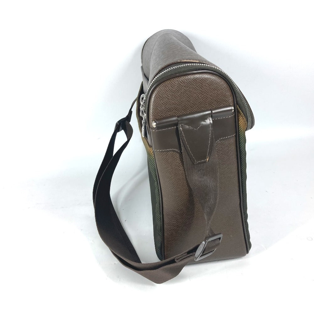 LOUIS VUITTON Shoulder Bag M30868 Taiga Leather, Nylon Brown Taiga Thai meal mens Used Authentic