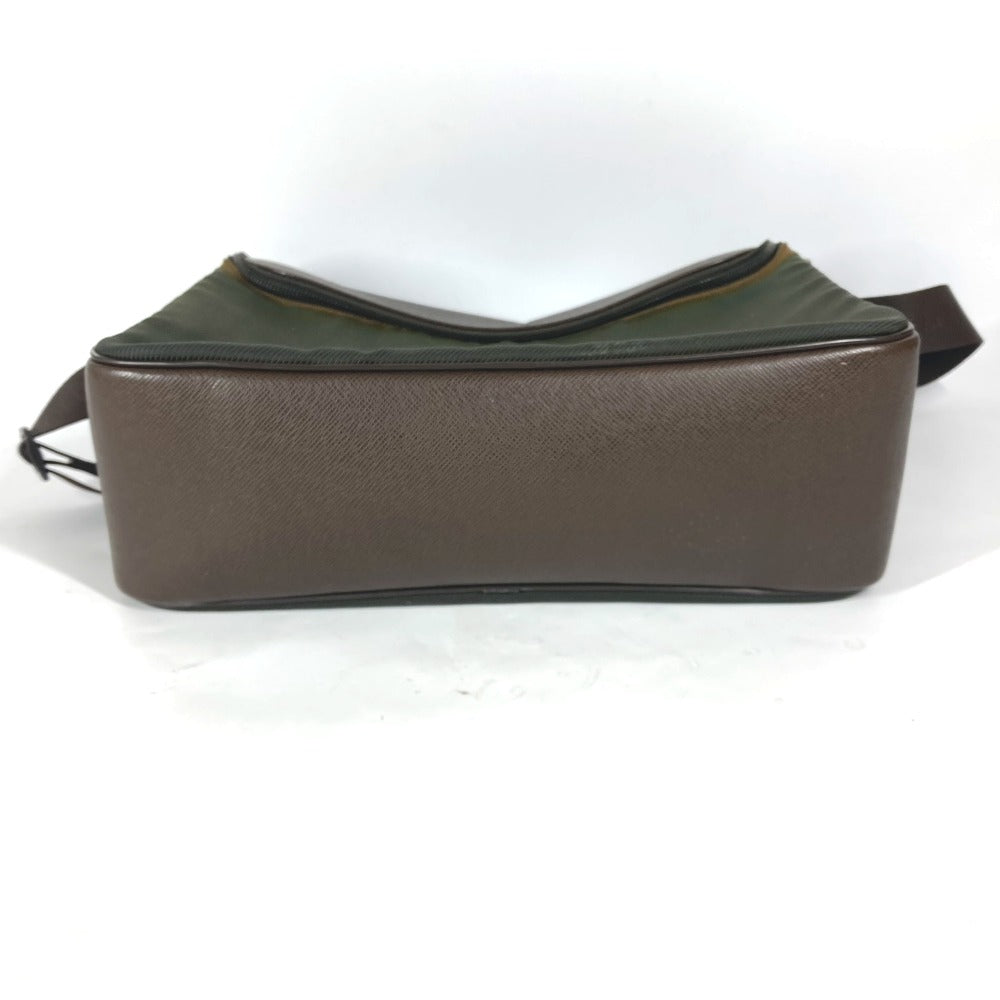 LOUIS VUITTON Shoulder Bag M30868 Taiga Leather, Nylon Brown Taiga Thai meal mens Used Authentic
