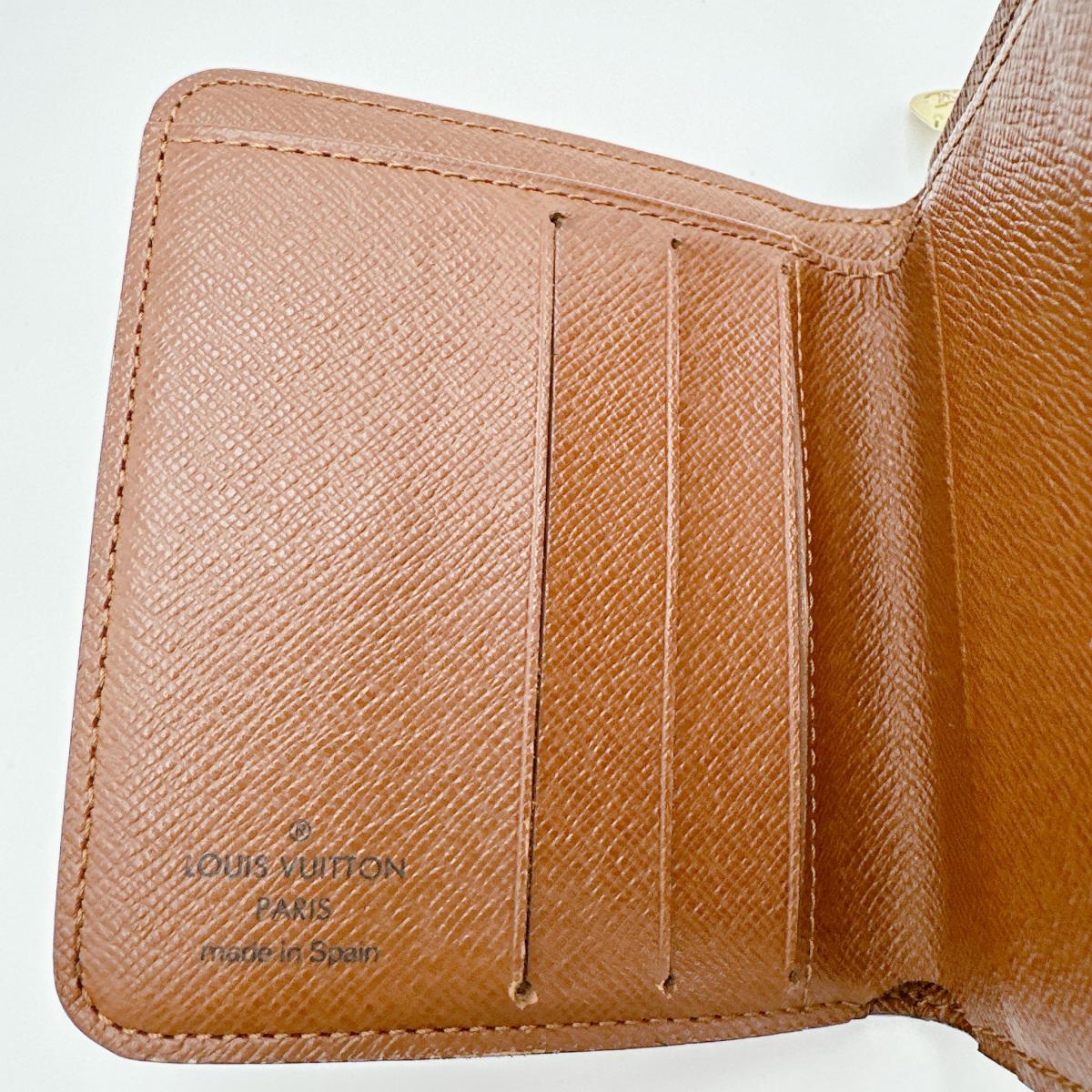 LOUIS VUITTON Bifold Wallet M61667 Monogram canvas Brown Card pocket with zipper Monogram Compact zip unisex(Unisex) Used Authentic