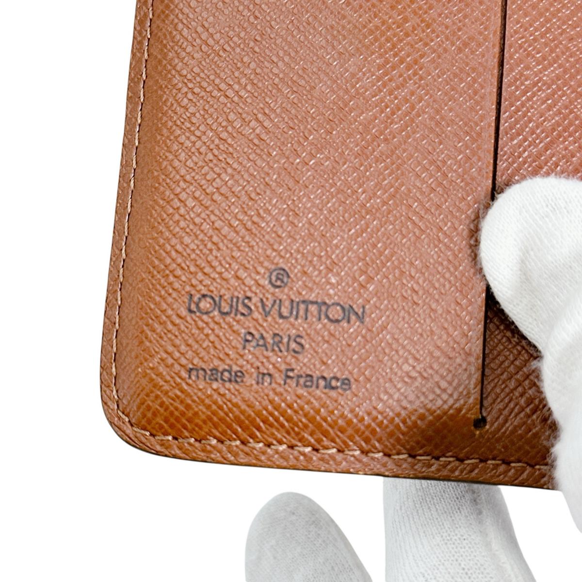 LOUIS VUITTON Bifold Wallet M61667 Monogram canvas Brown Card pocket with zipper Monogram Compact zip unisex(Unisex) Used Authentic