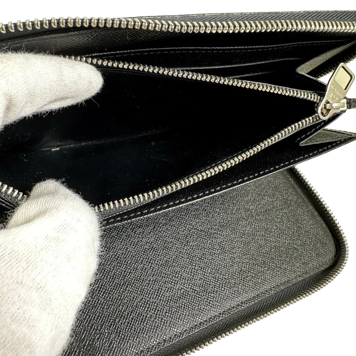 LOUIS VUITTON Long Wallet Purse N63077 Damier Grafitto Canvas black Zip Around Damier Graphite Zippy Organizer mens Used Authentic