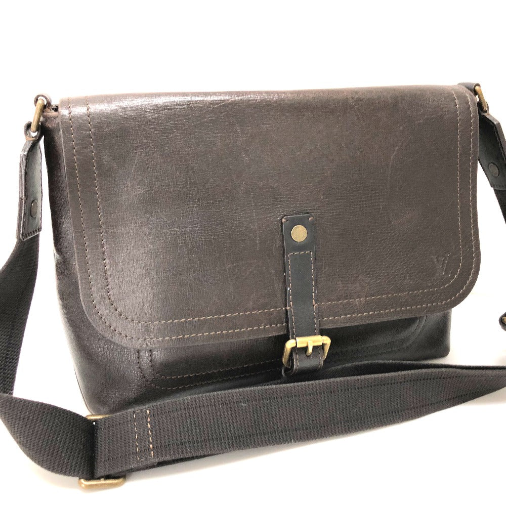 LOUIS VUITTON Shoulder Bag M92994 Utah leather Brown Utah Ohama mens Used Authentic