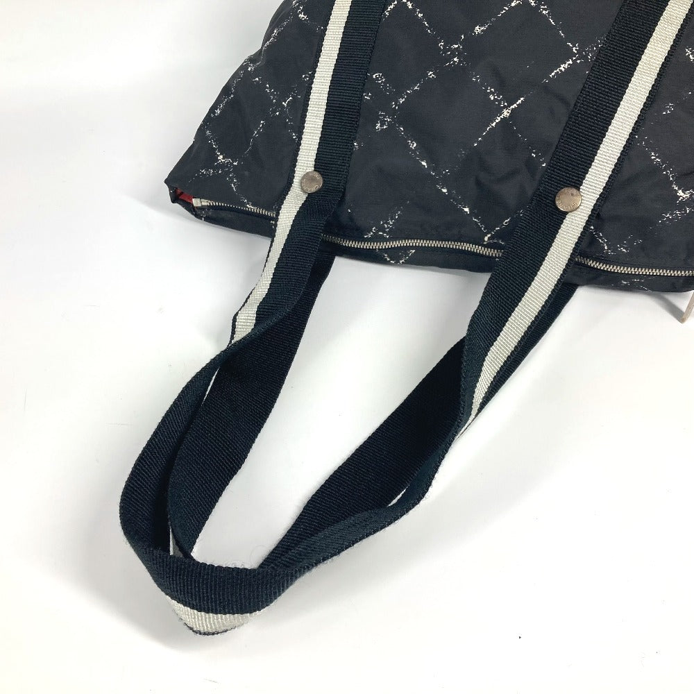 CHANEL Boston Duffel bag Nylon black Old travel line Pet Bag unisex(Unisex) Used Authentic