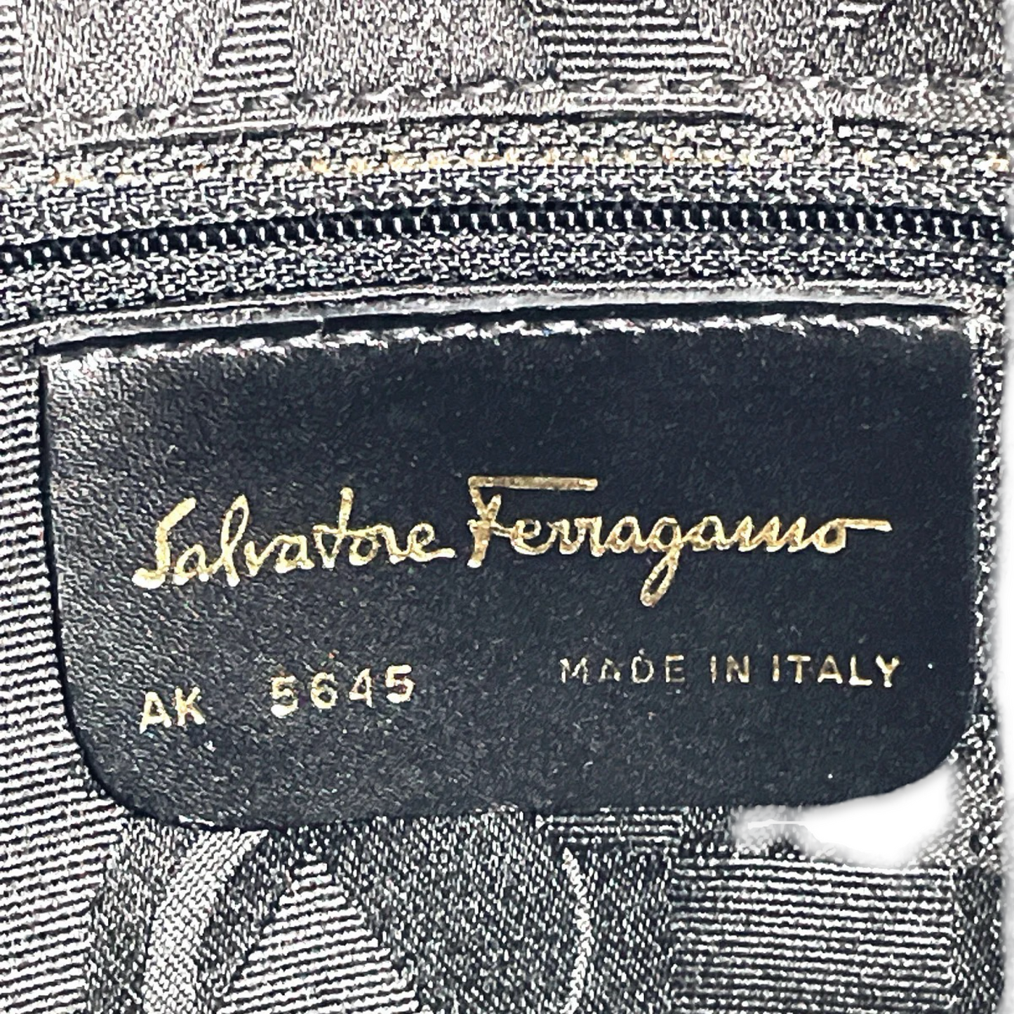 SALVATORE FERRAGAMO GANCINI HANDBAG