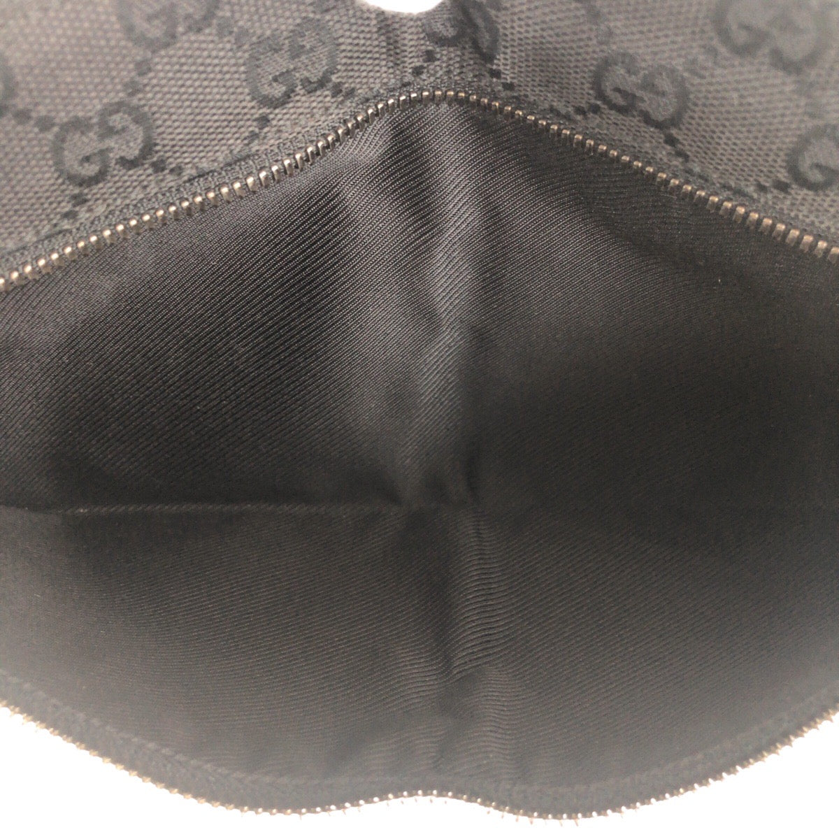GUCCI Sling bag 23566 GG canvas, leather BlackSilverMetal Sling bag, waist pouch, bum bag mens Used Authentic