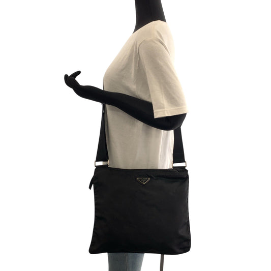 PRADA Shoulder Bag Nylon Black SilverMetal Shoulder Bag Sacoche Test Triangle With logo Women Used Authentic