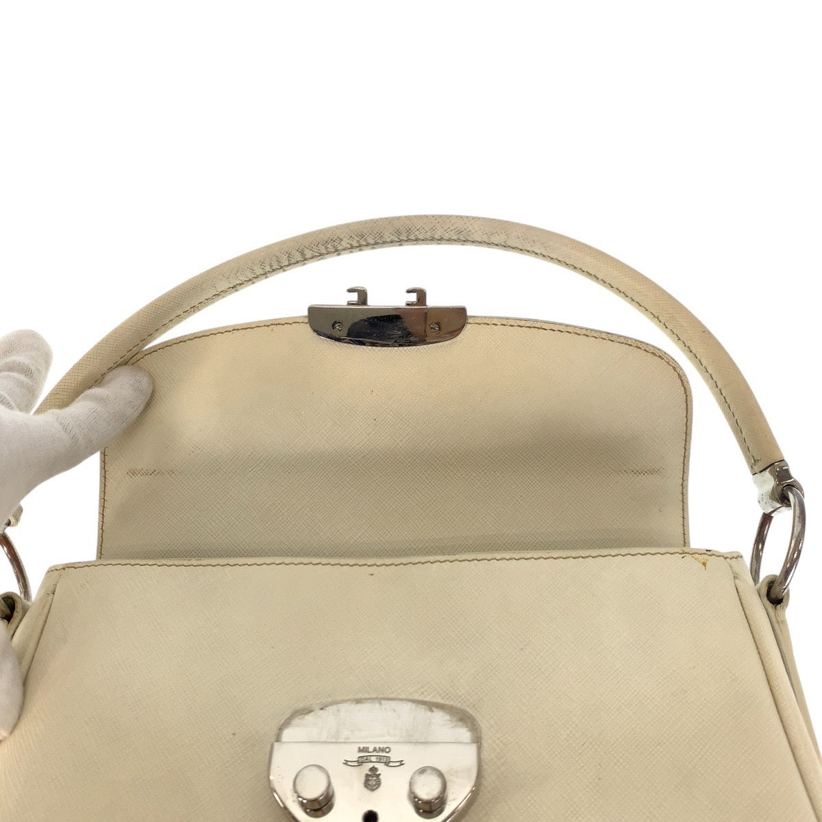 PRADA Shoulder Bag leather White SilverMetal Shoulder Bag handbag Safiano Women Used Authentic