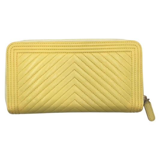 CHANEL Long Wallet Purse leather Yellow Gold Metal Vstitch COCO Mark