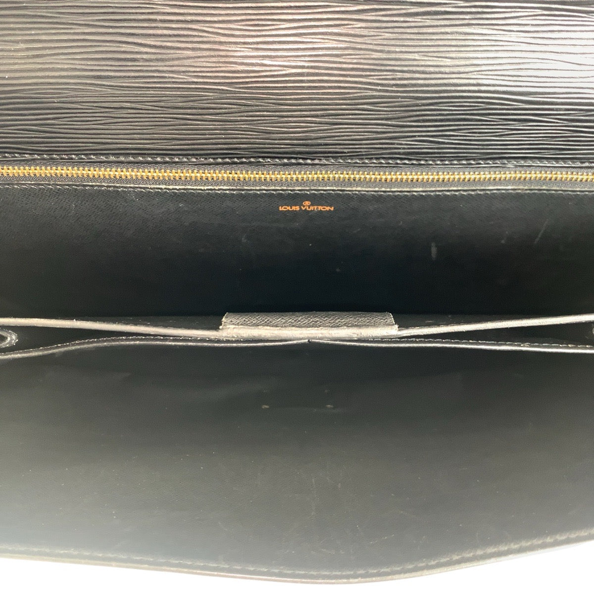 LOUIS VUITTON Business bag M54422 Epi Leather Noir Black Gold Metal Business bag briefcase Epi Serving Assistant mens Used Authentic