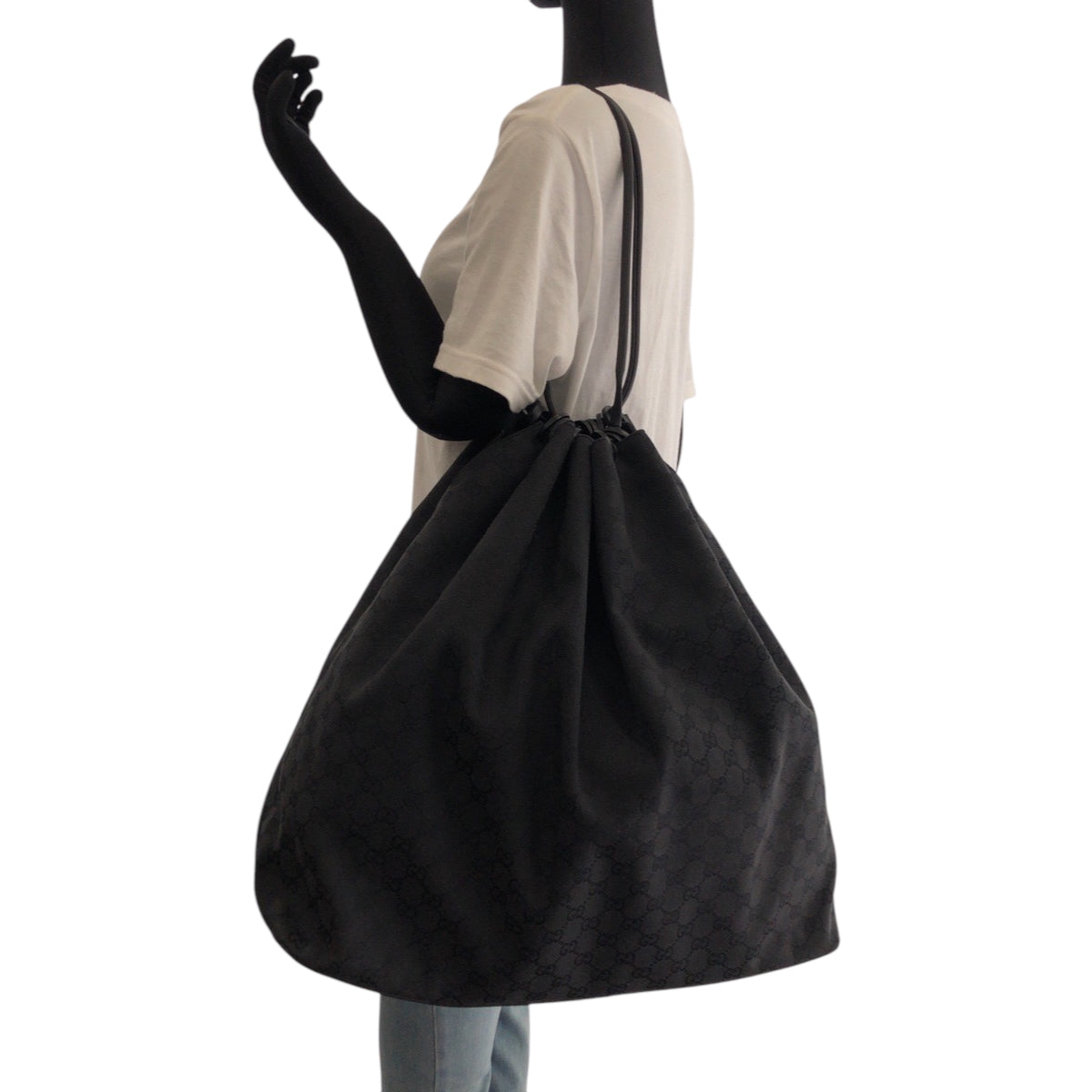 GUCCI Shoulder Bag 91379 GG canvas Black Black Metal Drawstring Shoulder Bag Women Used Authentic