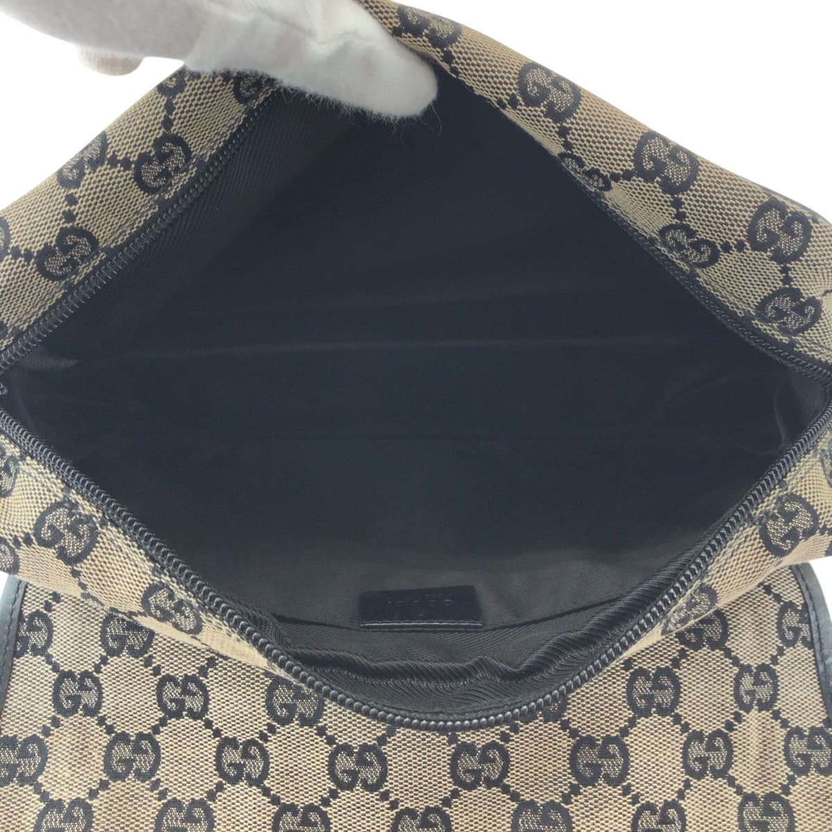 GUCCI Shoulder Bag 019 0375 GG canvas Beige Black Gold Metal Shoulder Bag Messenger bag Women Used Authentic