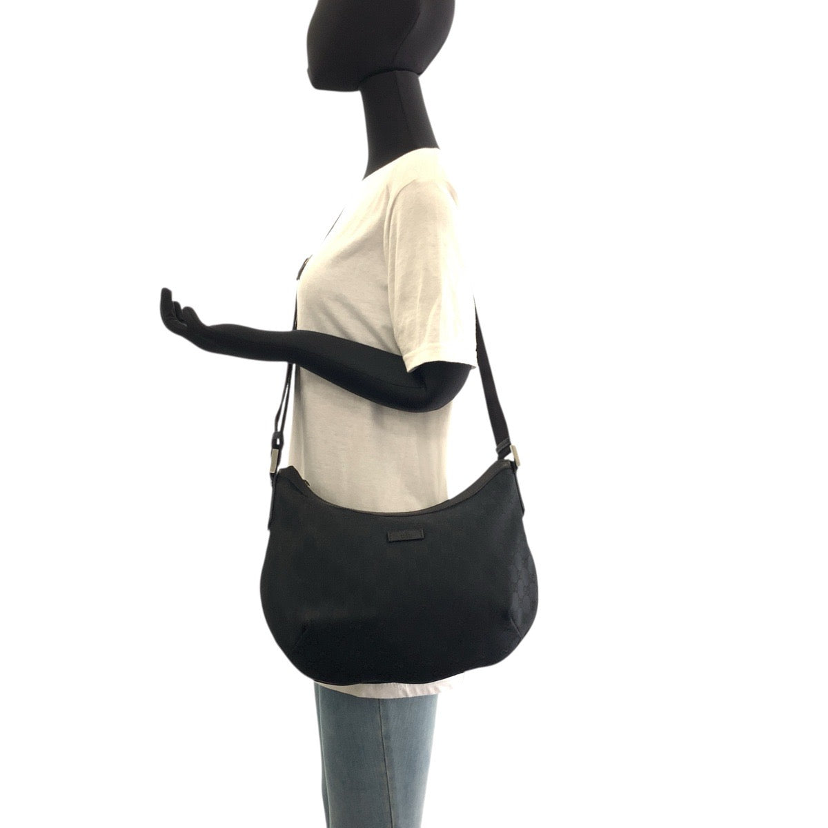GUCCI Shoulder Bag 181092 GG canvas Black SilverMetal Shoulder Bag Messenger bag Women Used Authentic