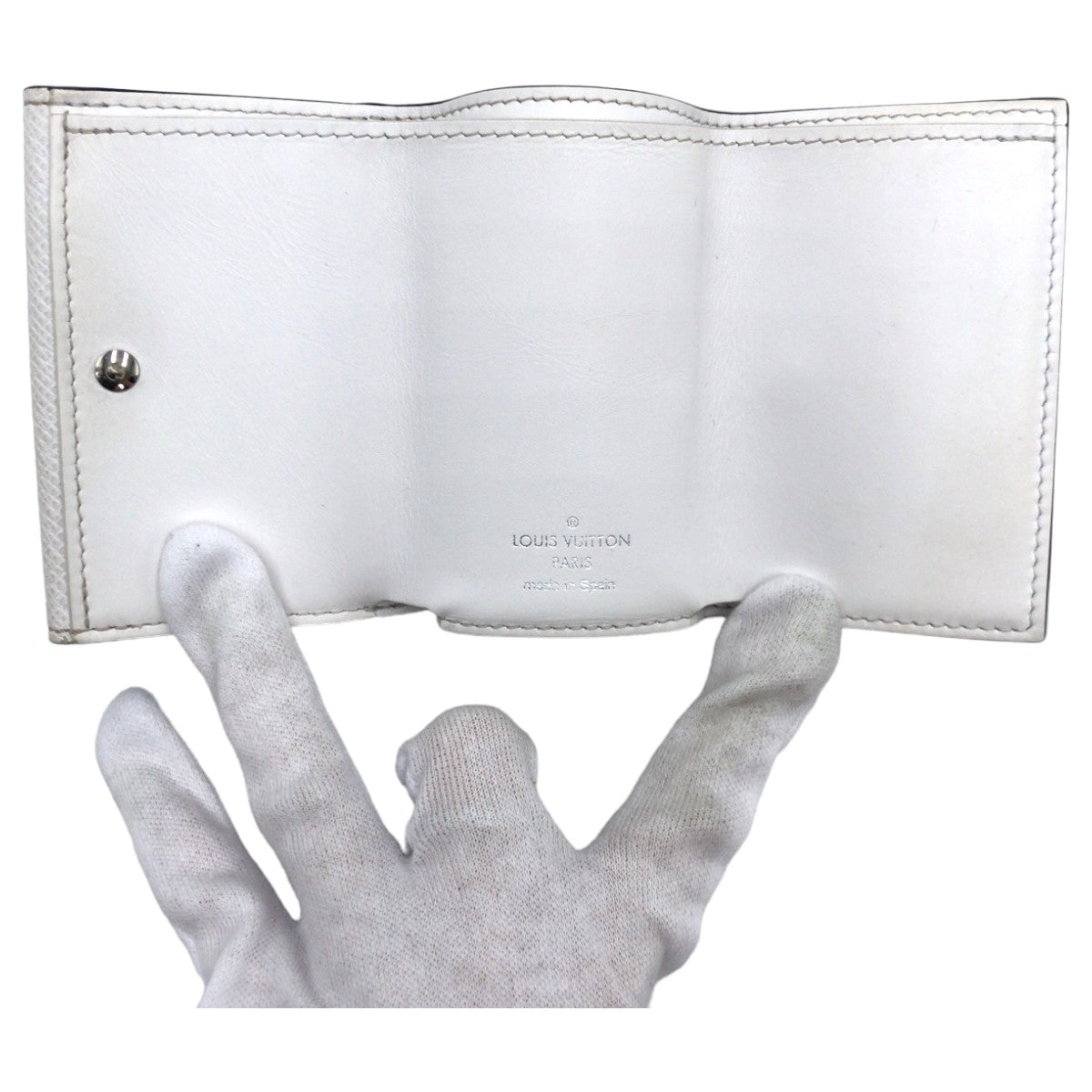 LOUIS VUITTON Tri-fold wallet M30899 PVC Optic White SilverMetal Wallet Taiga rama Discovery compact wallet Women Used Authentic