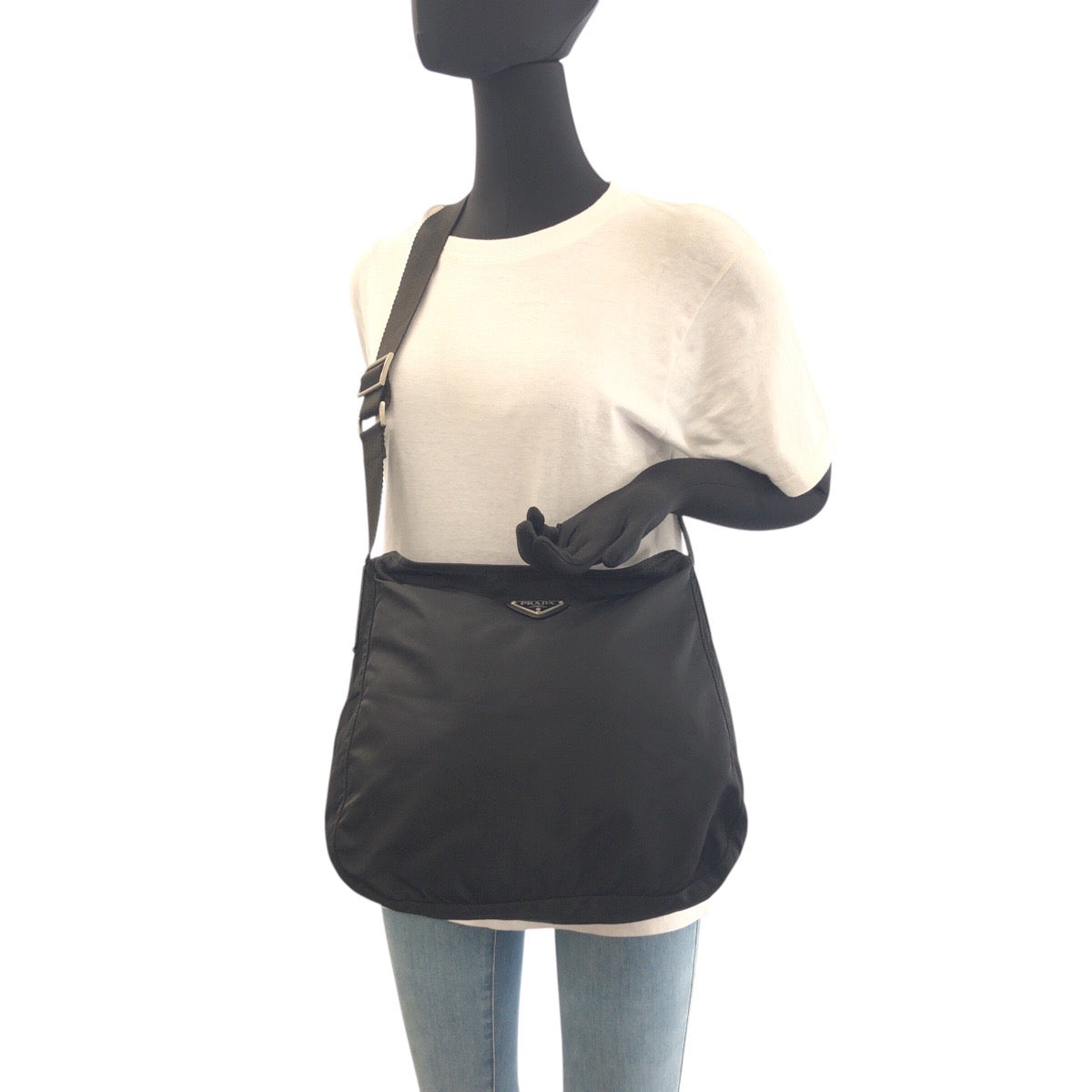 PRADA Shoulder Bag Nylon Black SilverMetal Shoulder Bag Body Bag Test Triangle With logo Women Used Authentic