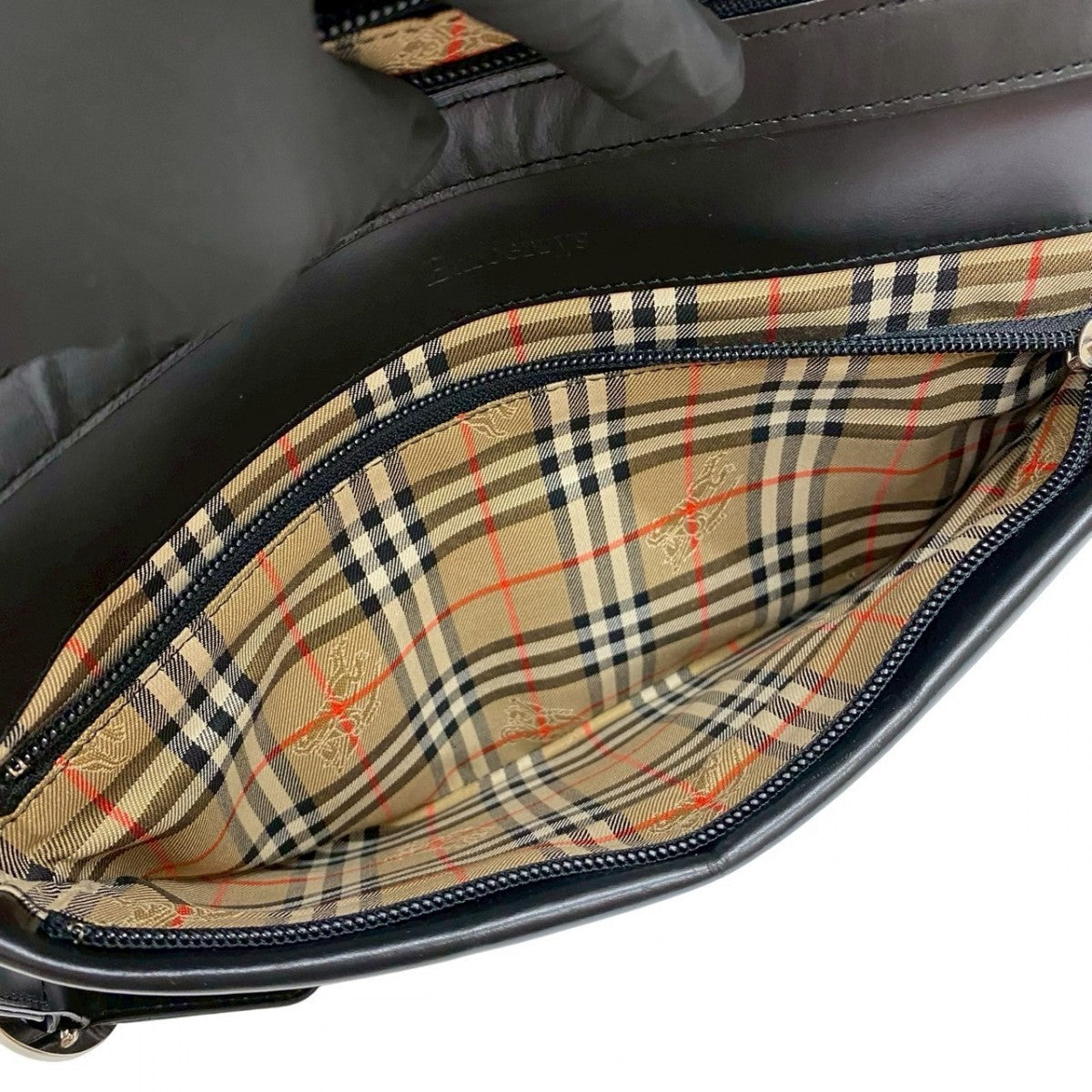 BURBERRY Shoulder Bag Calfskin, Leather black Novacheck logo Women Used Authentic