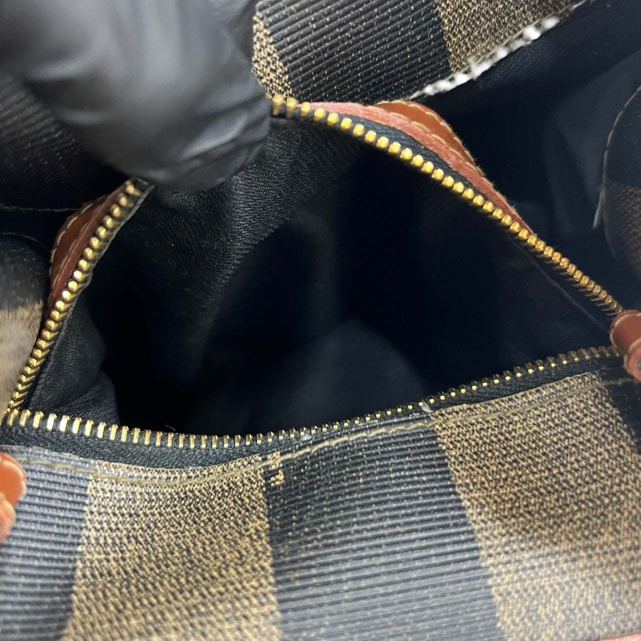 FENDI Sling bag leather Brown