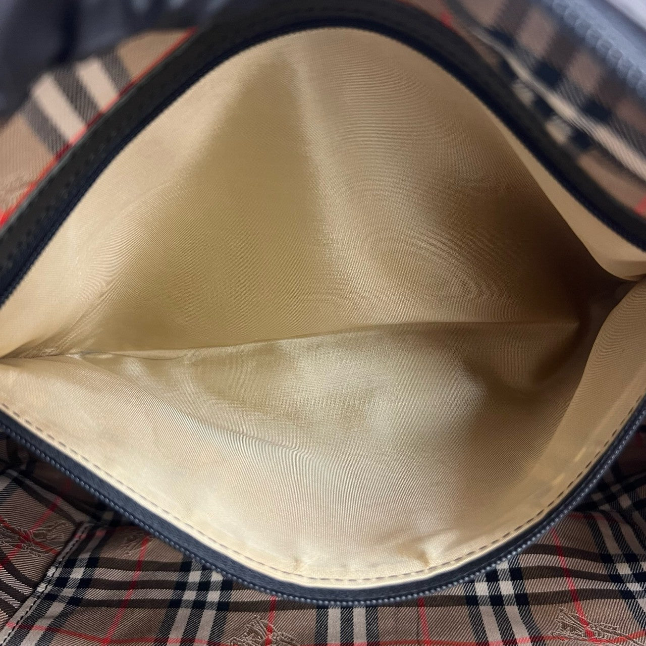 BURBERRY Handbag leather black
