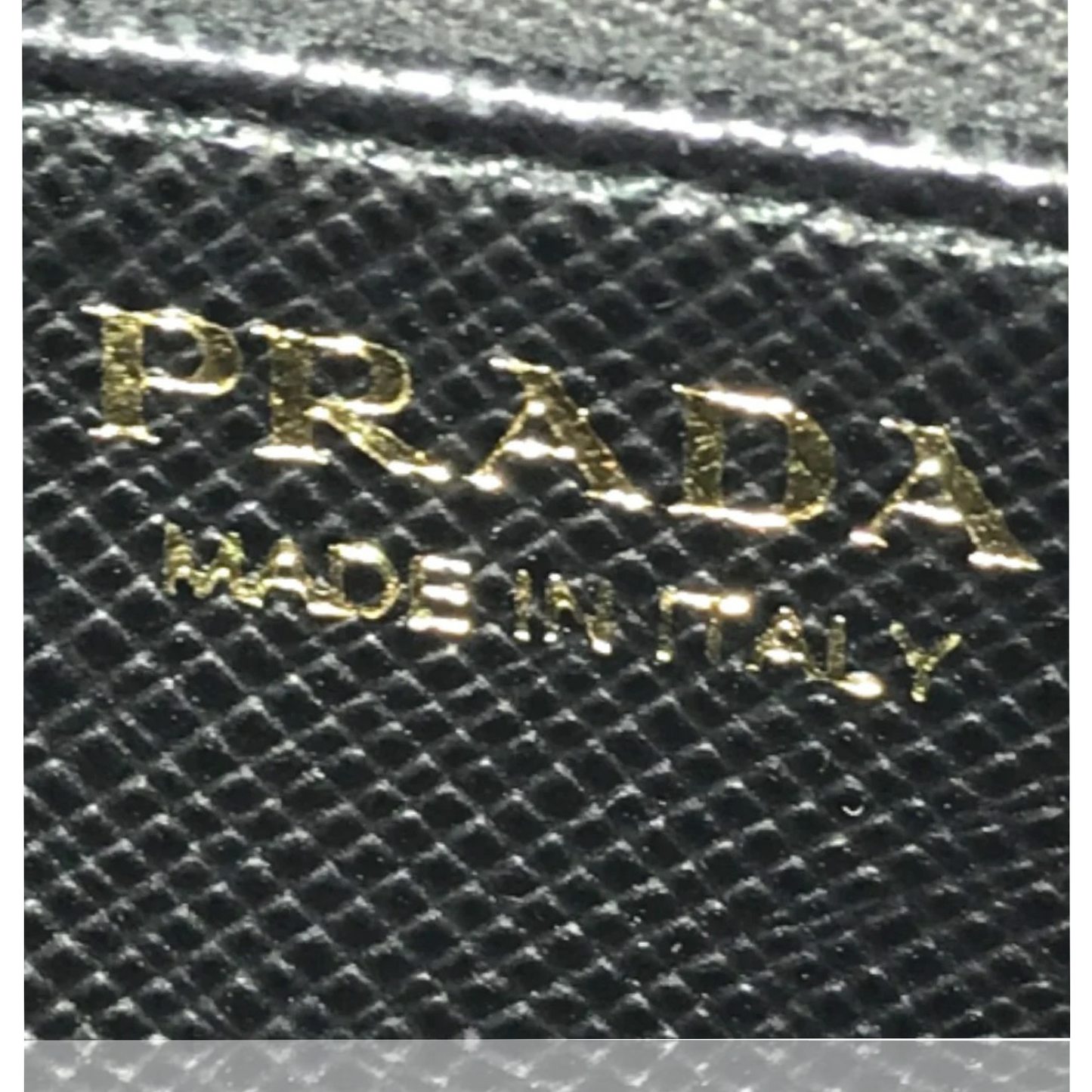 PRADA SAFFIANO ROUND ZIP LONG WALLET BLACK