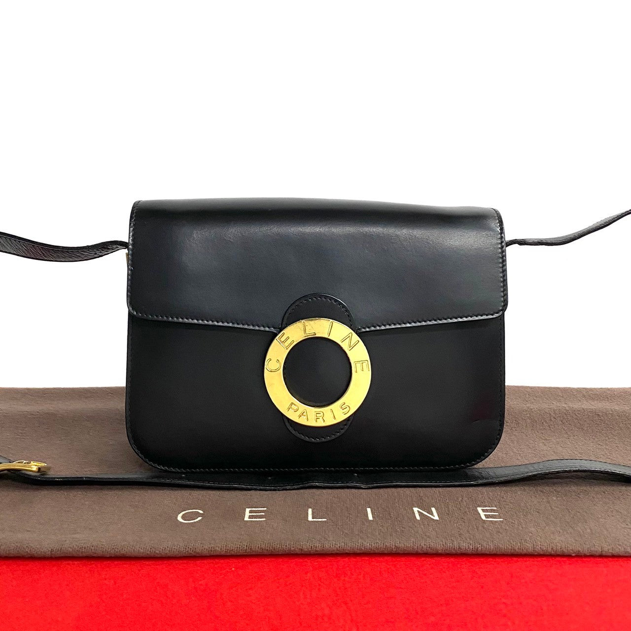 CELINE Shoulder Bag leather black Circle logo Metal Women Used Authentic