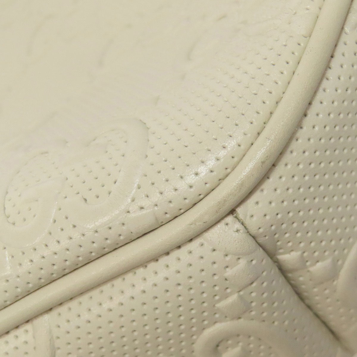 GUCCI Sling bag 645093 Calfskin white GG emboss Women Used Authentic