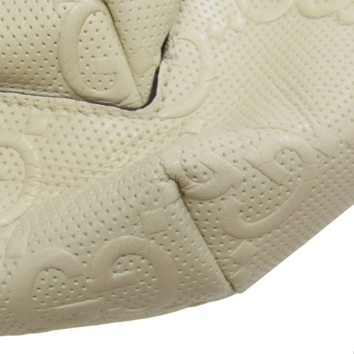 GUCCI Sling bag 645093 Calfskin white GG emboss Women Used Authentic