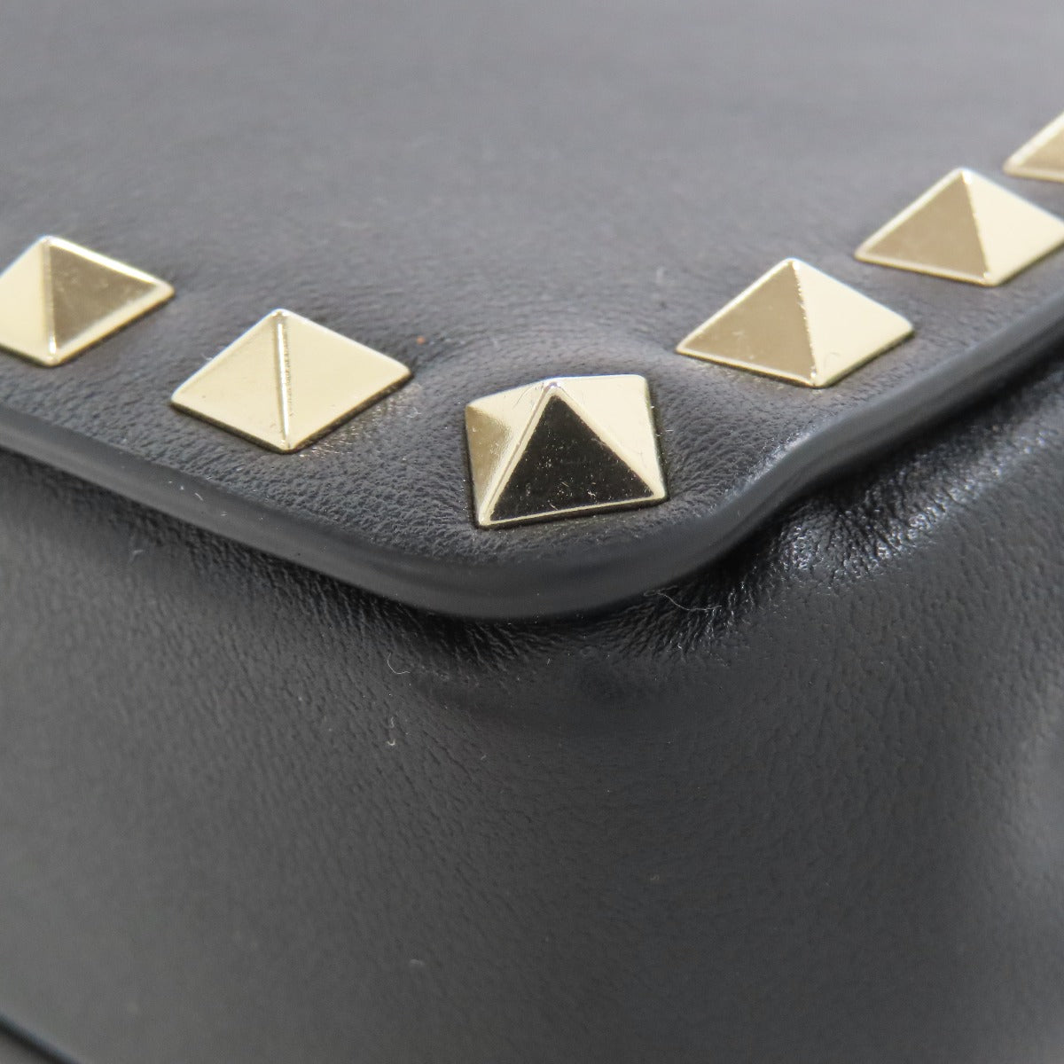VALENTINO Shoulder Bag leather black Studs