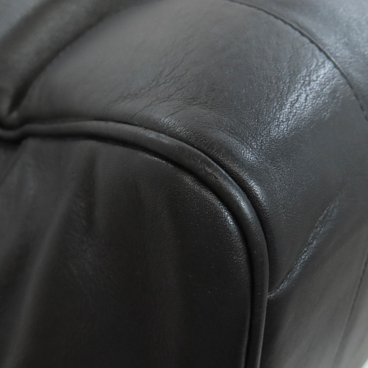 LOEWE Boston Duffel bag leather black Amazonas