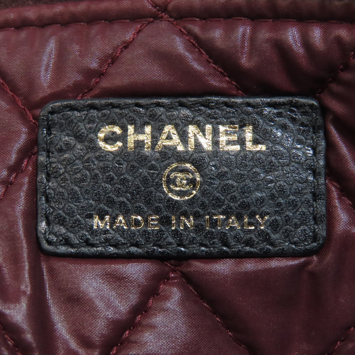 CHANEL Cosmetics Pouch Grained Calfskin Skin black Matelasse Gold Metal
