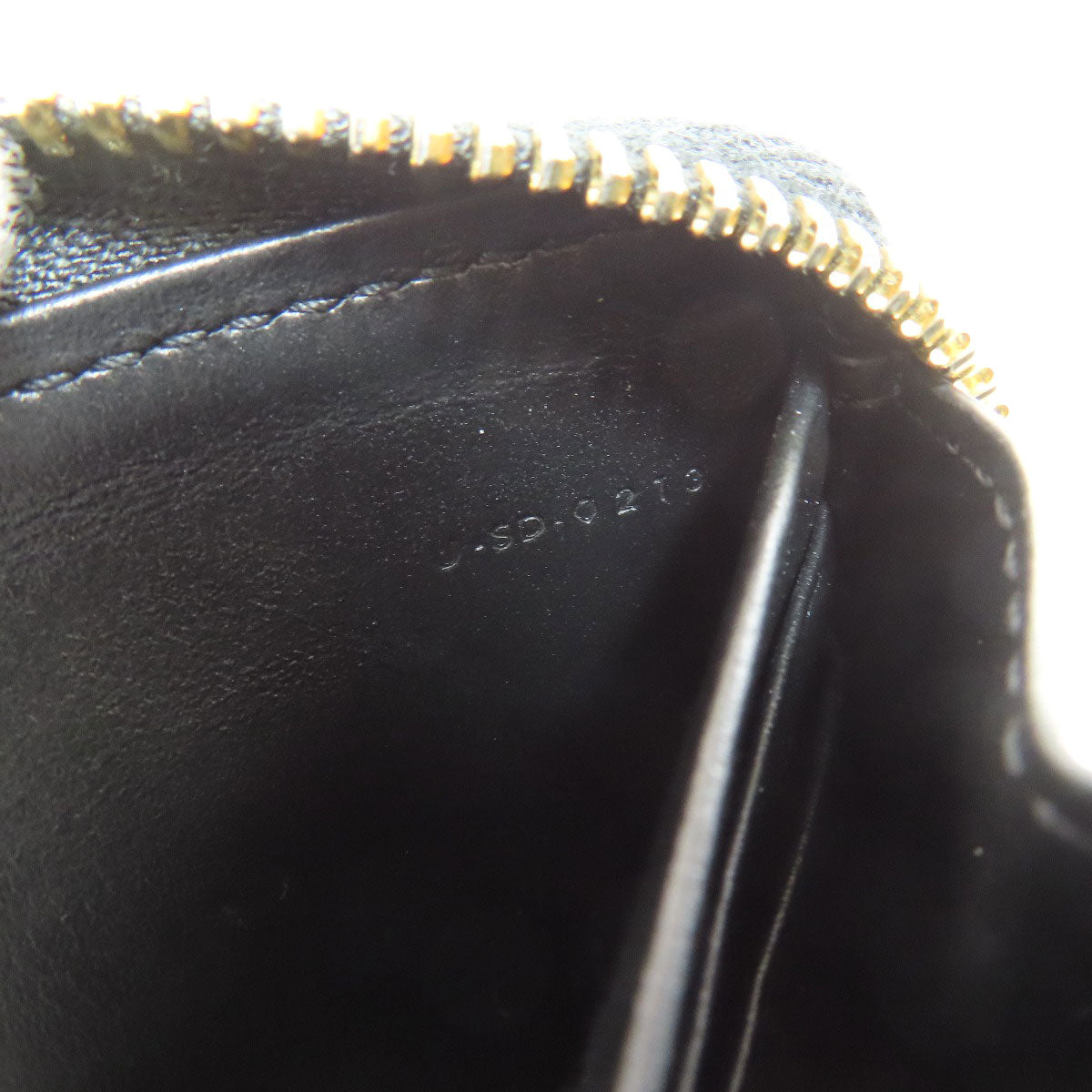 CELINE Coin case leather black Triomphe
