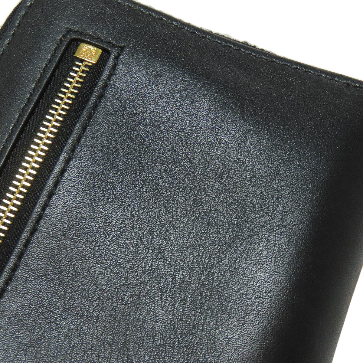 LOEWE Bifold Wallet Calfskin black Knot Compact Zip-Around Wallet