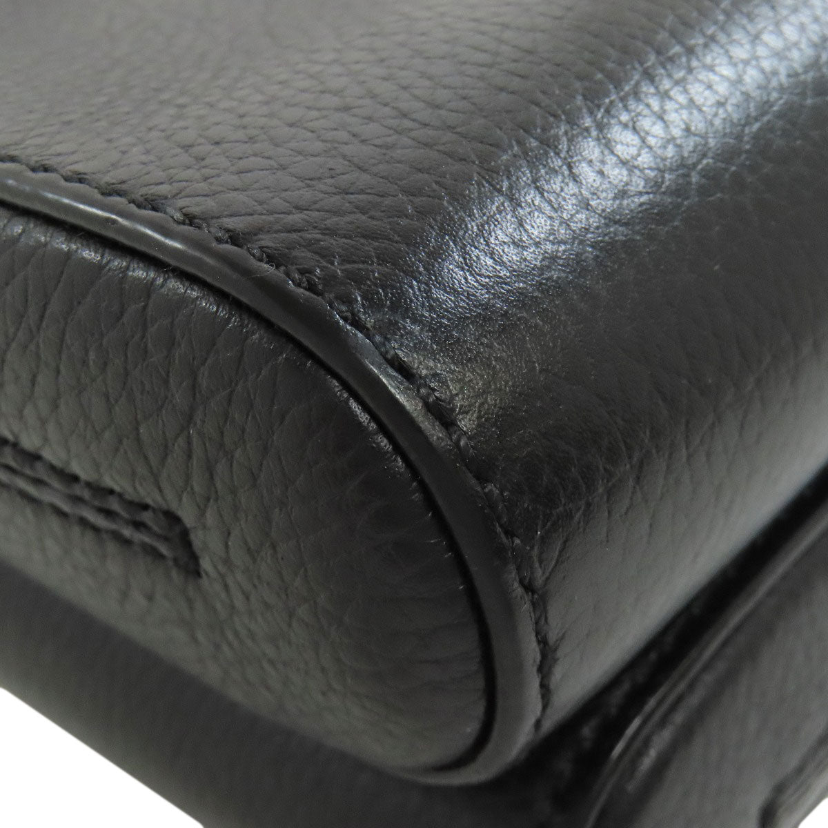 Christian Louboutin Shoulder Bag leather black Bench Reporter Studs