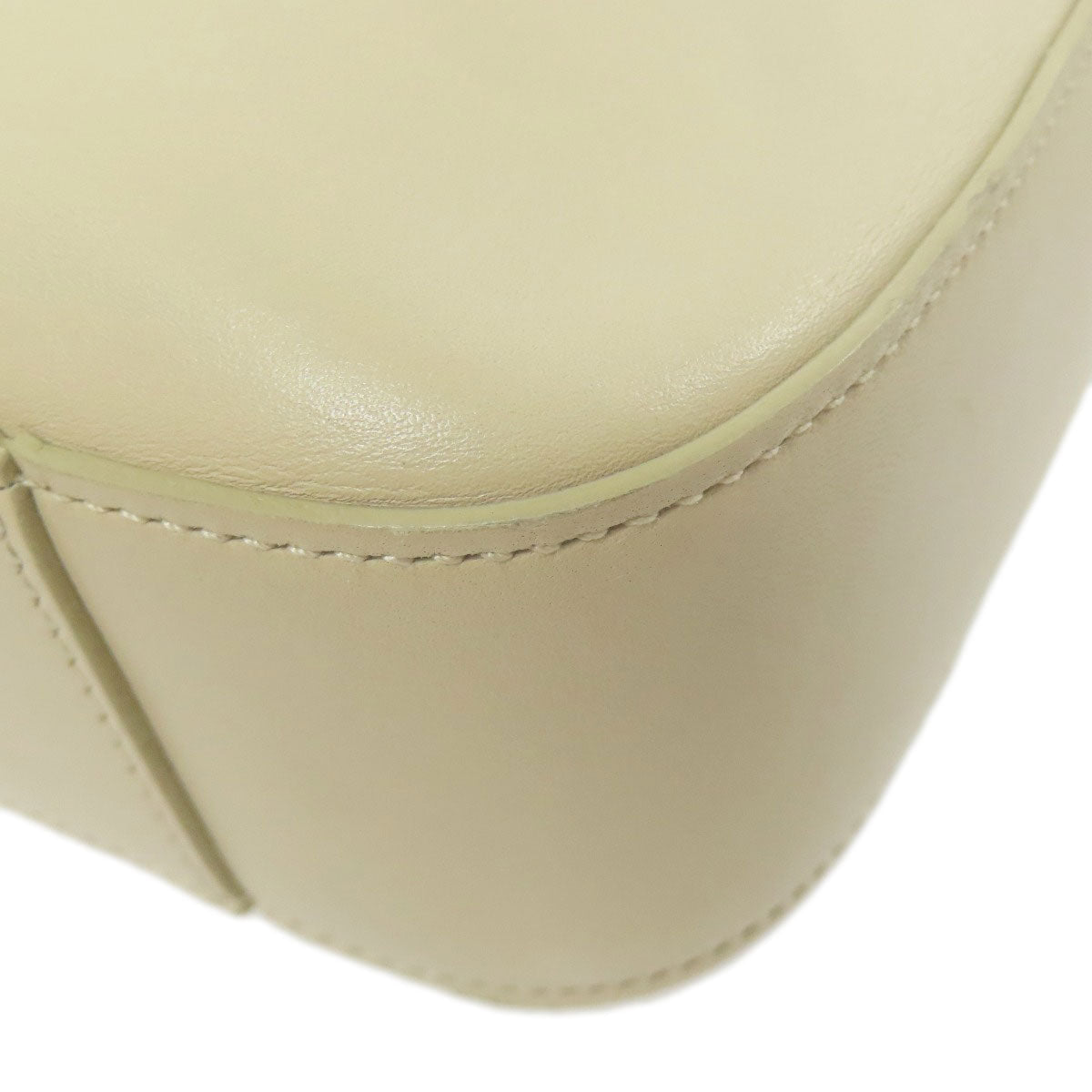 GUCCI Shoulder Bag 001・3312 leather white one belt