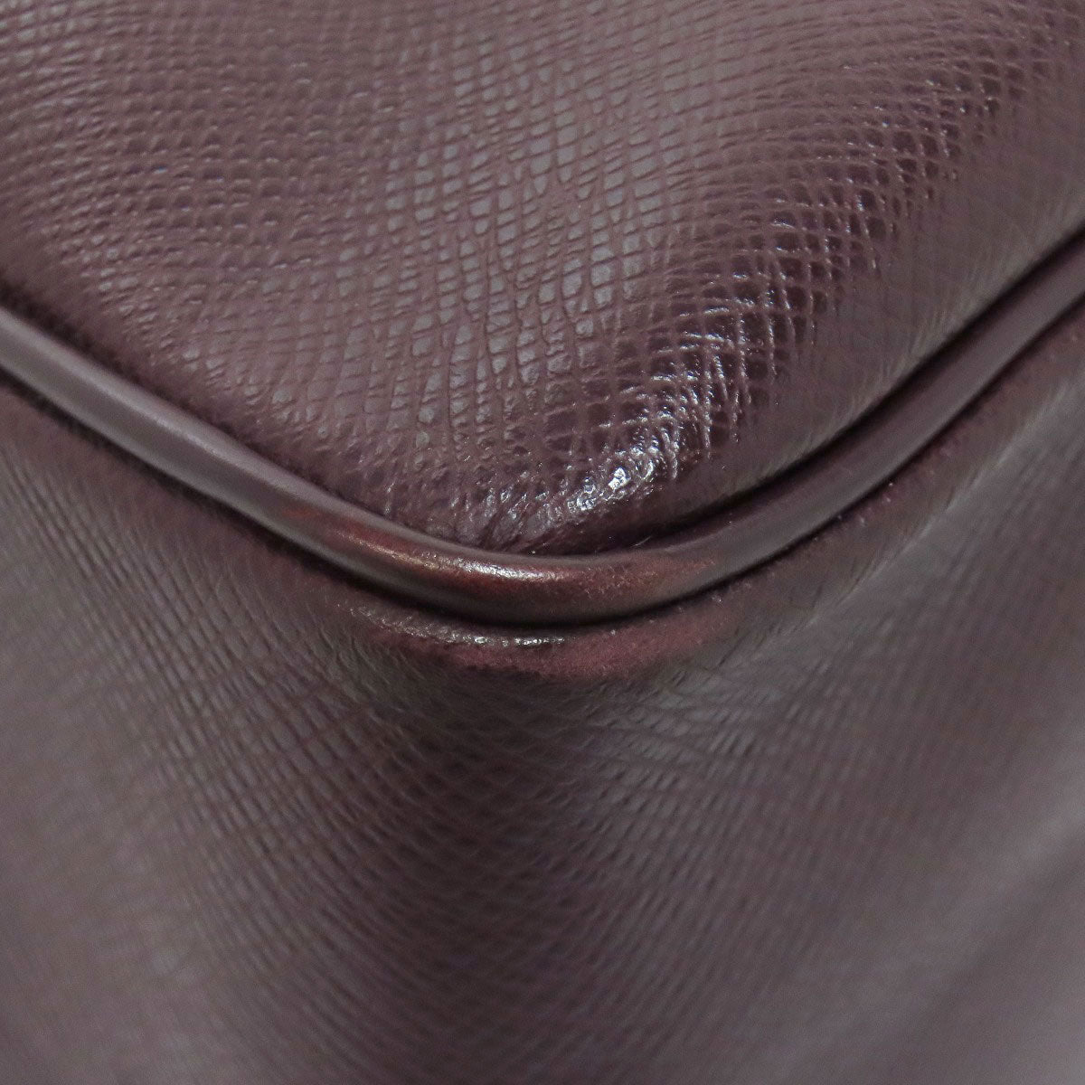 LOUIS VUITTON Shoulder Bag M30826 Taiga Leather Brown Yaranga