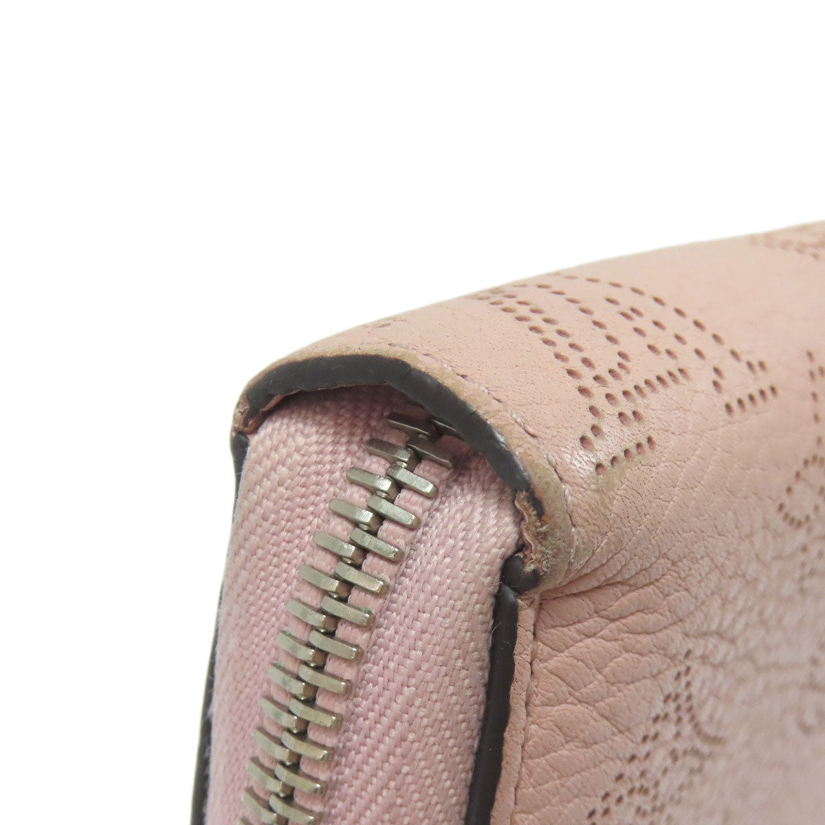 LOUIS VUITTON Long Wallet Purse M61868 Mahina leather pink Zippy wallet