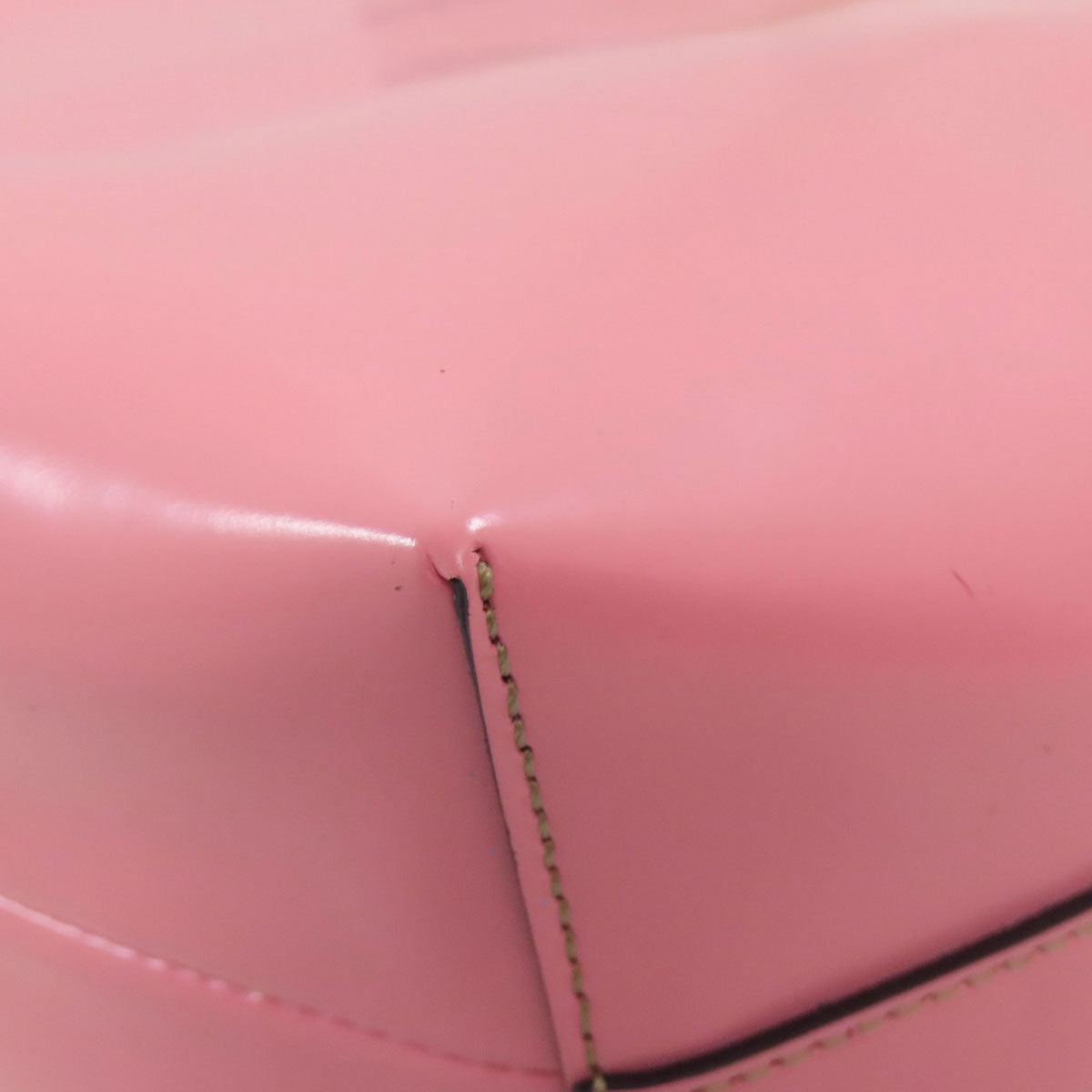 GUCCI Handbag 581877 leather pink Chilled license