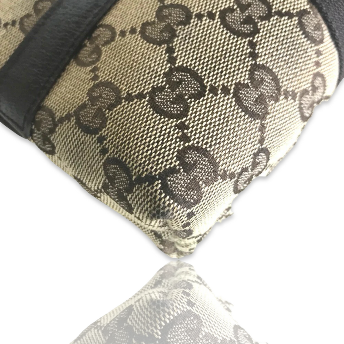 GUCCI GG CANVAS BELT BAG