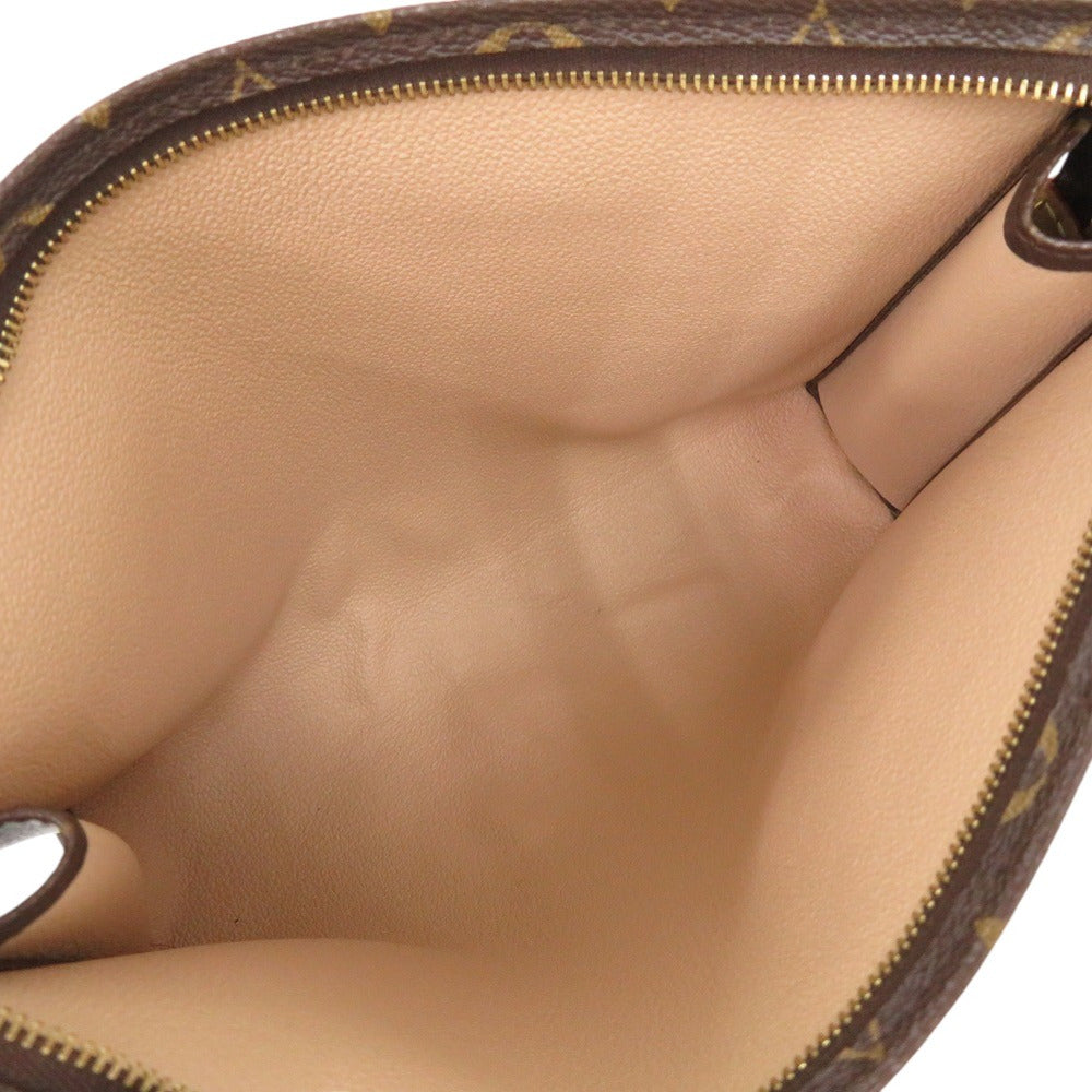 LOUIS VUITTON Clutch bag M41438 Monogram canvas Brown World Tour Monogram posh toilette unisex(Unisex) Used Authentic