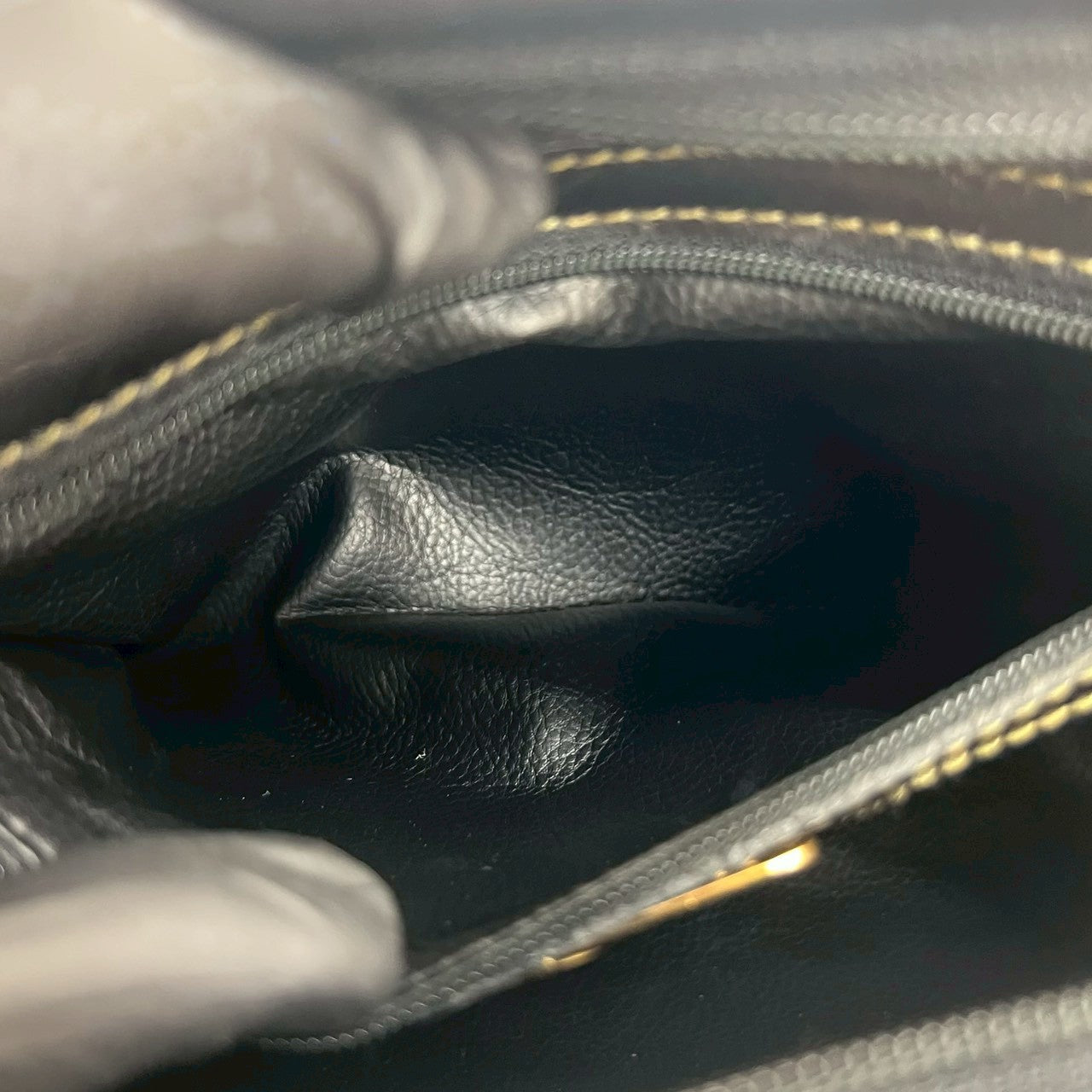 FENDI Handbag leather black