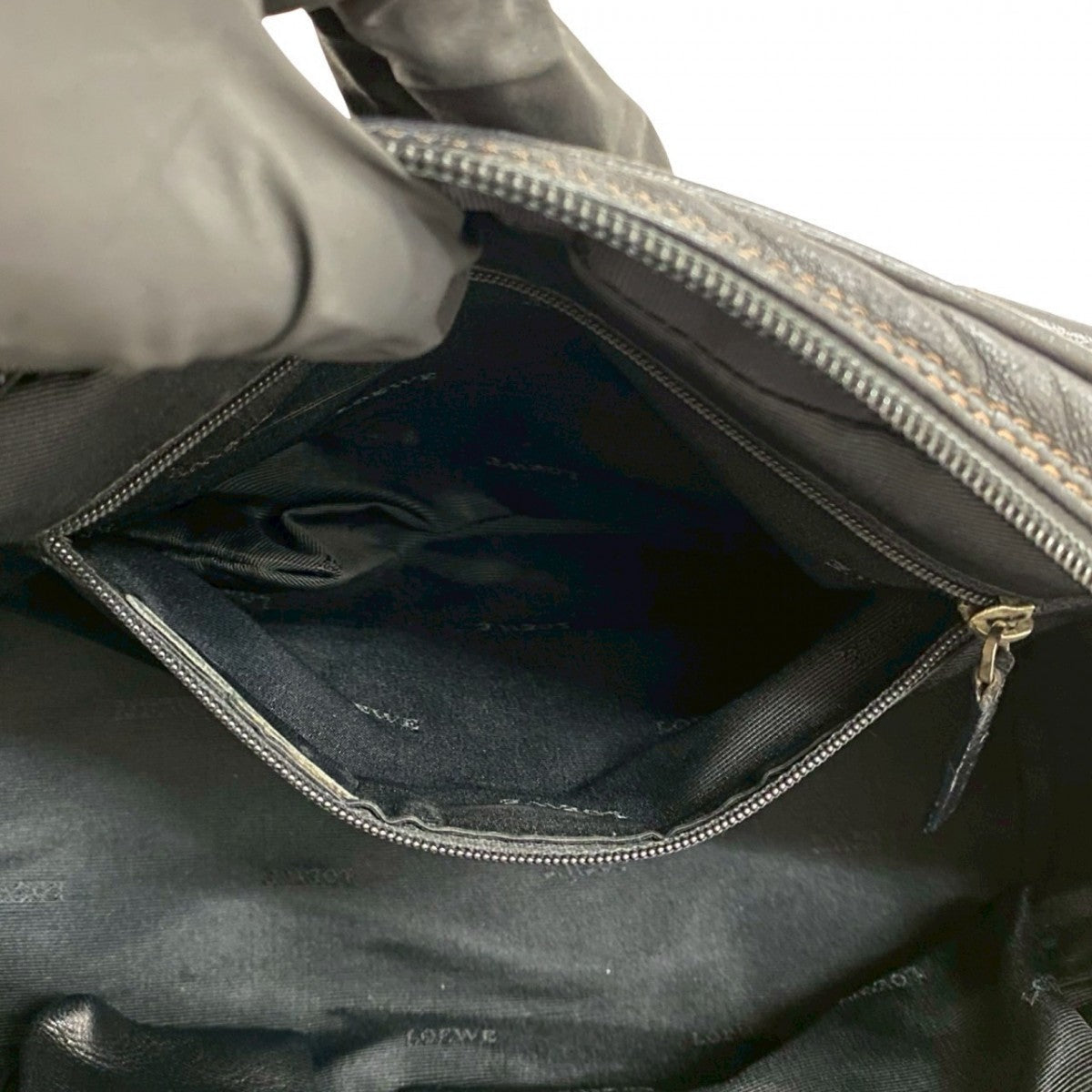 LOEWE Handbag leather black