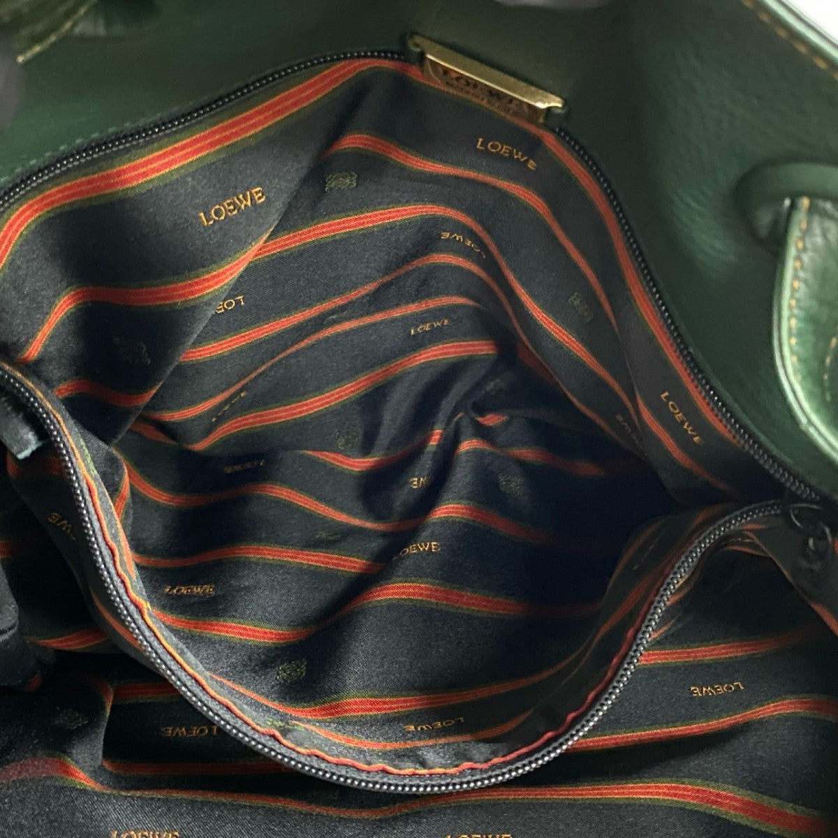 LOEWE Shoulder Bag leather green