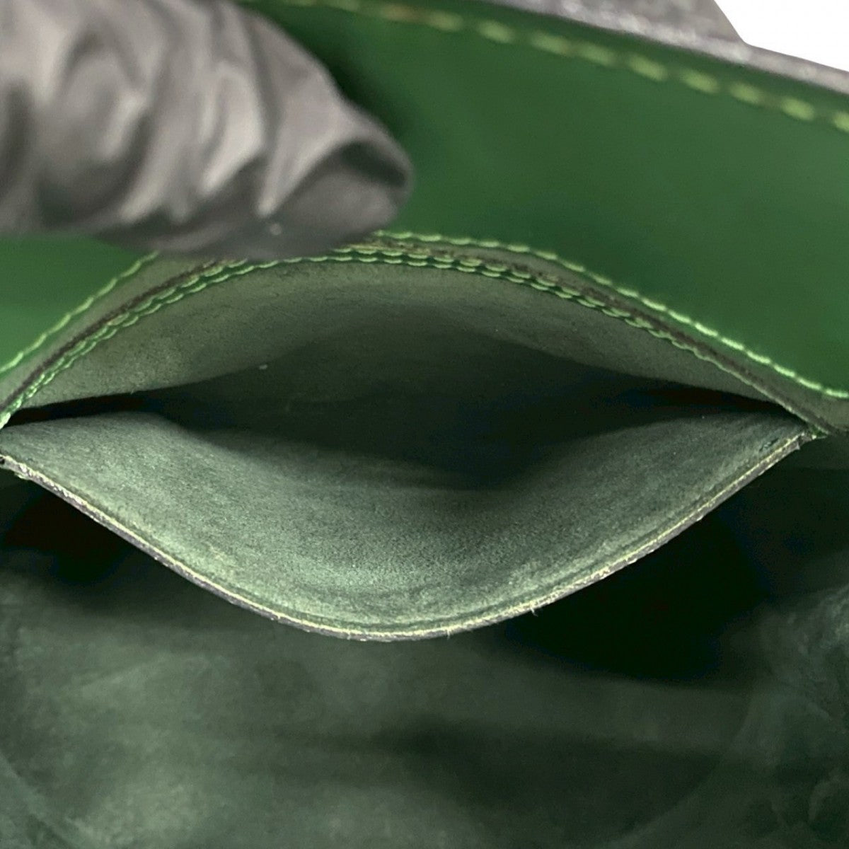 LOUIS VUITTON Shoulder Bag M52254 leather green Epi Cluny Women Used Authentic